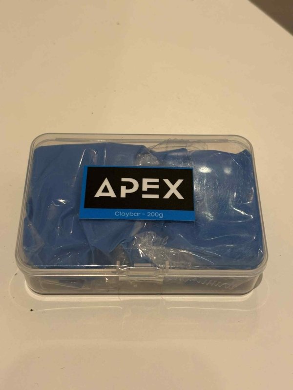 APEX Clay Bar 200 g (2 × 100 g) – Effektiv syntetisk ler til dyb lakrens, fjernelse af flyverust & glansforbedring - GreenGoing